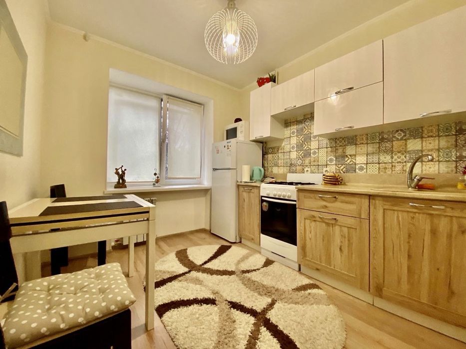 Уютная квартира с евроремонтом в самом центре города.