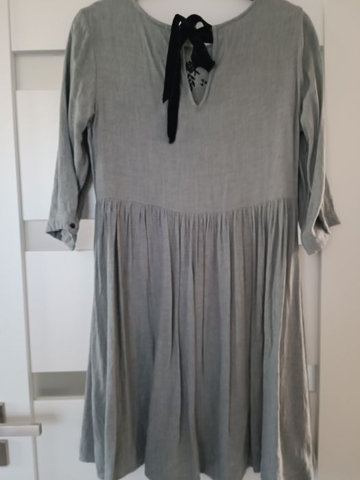 Szara sukienka damska Carry r.M