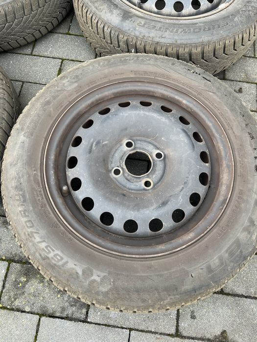Komplet 4 kół 4x100 z oponami zimowymi 165/60/r14
