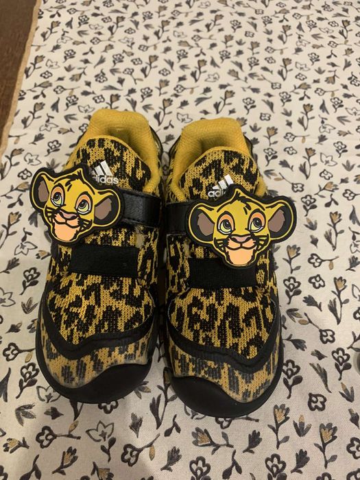Кросівки adidas disney simba lion king