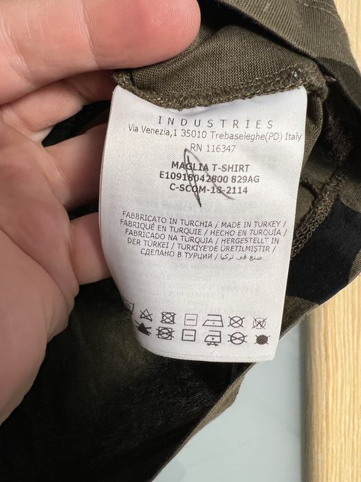 Жіноча оригінальна футболка Moncler розмір s