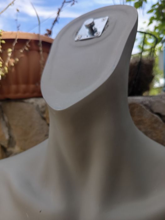 Manequins masculinos musculados em bom estado  (ler descrição)