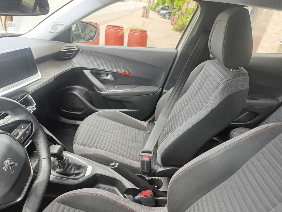 Peugeot 2008 1.2 Puretech Allure
