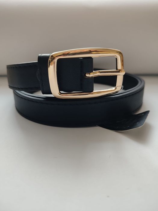 Pasek czarny ze złotą klamrą 115 cm X 2,3 cm