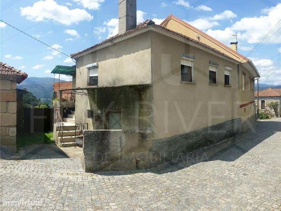 Moradia T3 em Prado, Melgaço