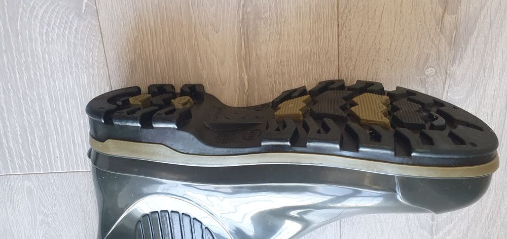 Сапоги рыбацкие.заброды для рыбалки (М 01Р) гуматрест.хорошее качество