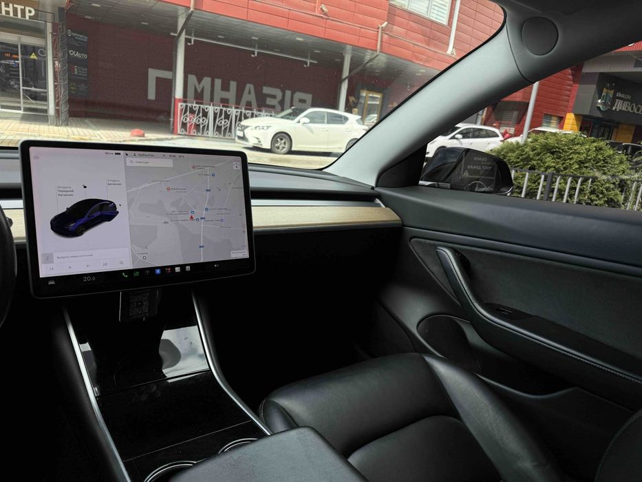 Tesla Model 3 Long Range 75 кВт