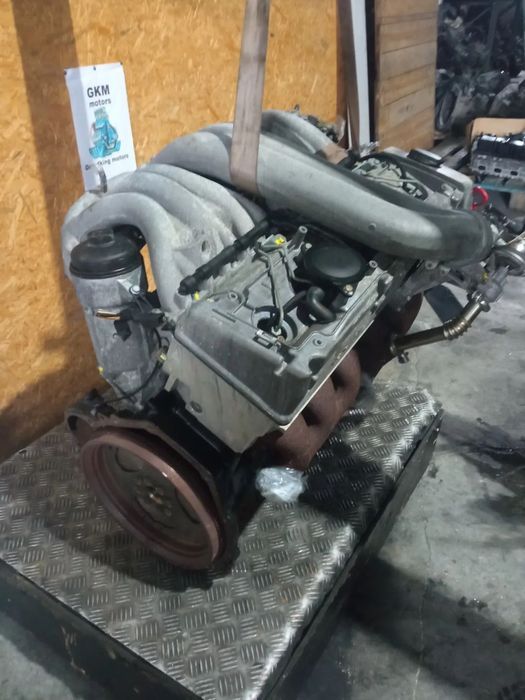Motor Mercedes E300 Diesel- OM606