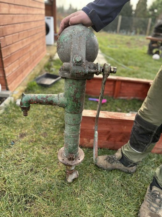 Pompa ręczna do wody