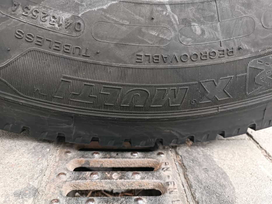 225/75R17.5 Michelin X Multi