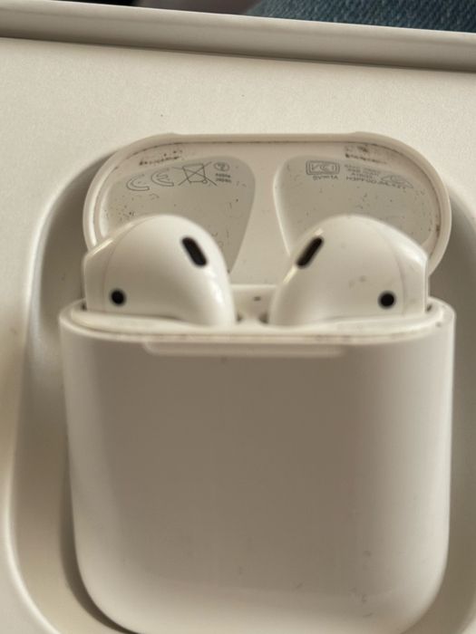 Apple Air Pods 1
