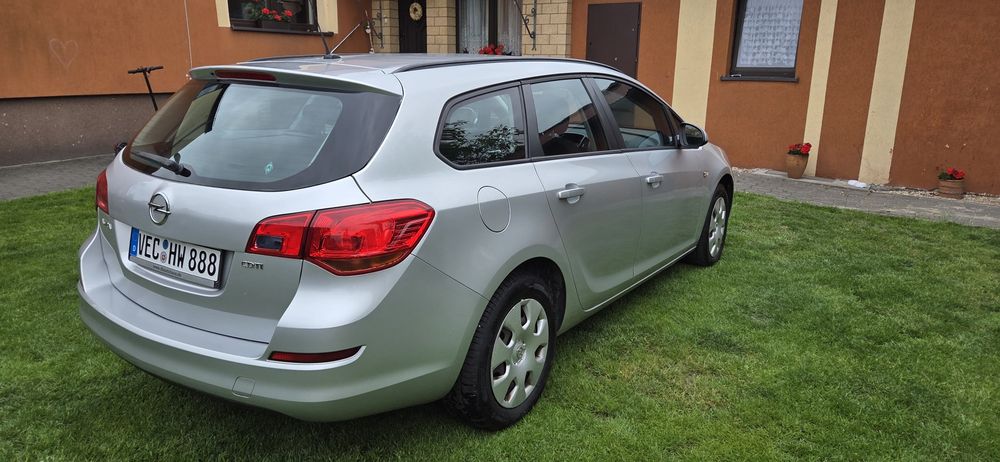 Sprzedam Opel Astra Selection