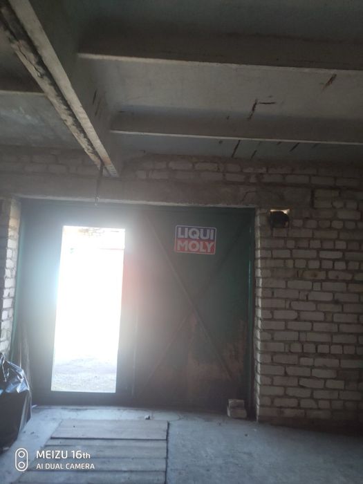 Продам гараж з підвалом 49 кв.м. в кооперативі Лідер Вознесенськ центр
