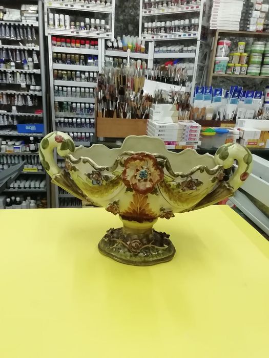 Fruteira pintada á mão
