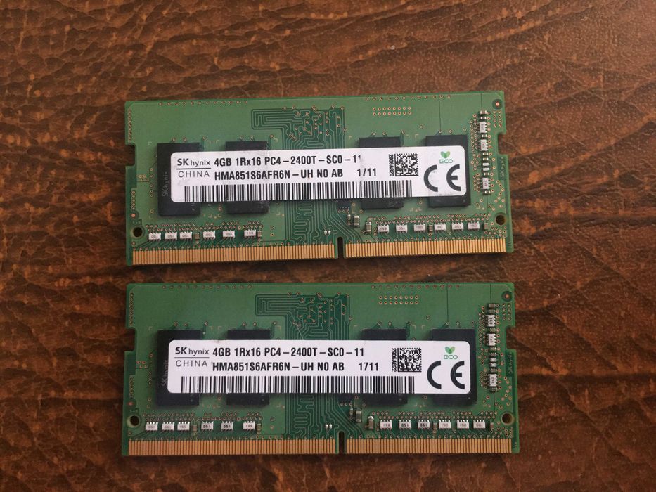 Оперативна память SK hynix DDR4 4Gb PC4-2400T
