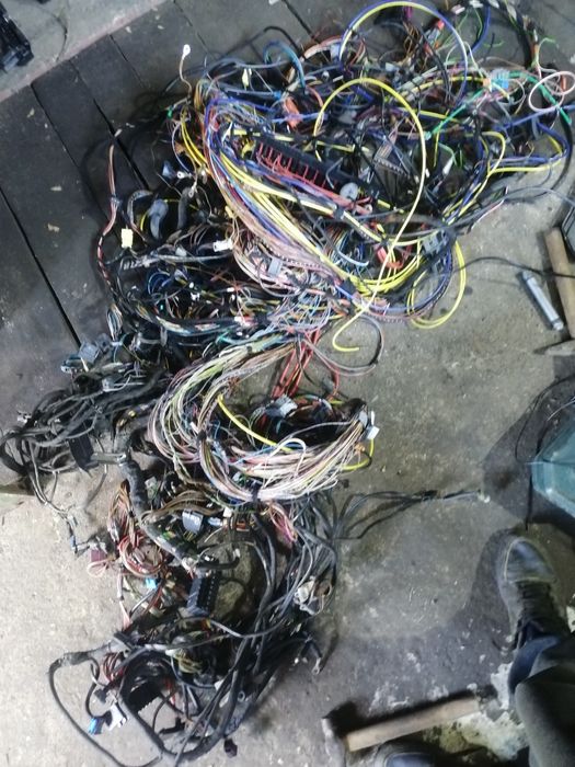 Паливний насос електричний та механічний до мерседес ом604 2,2 дизель