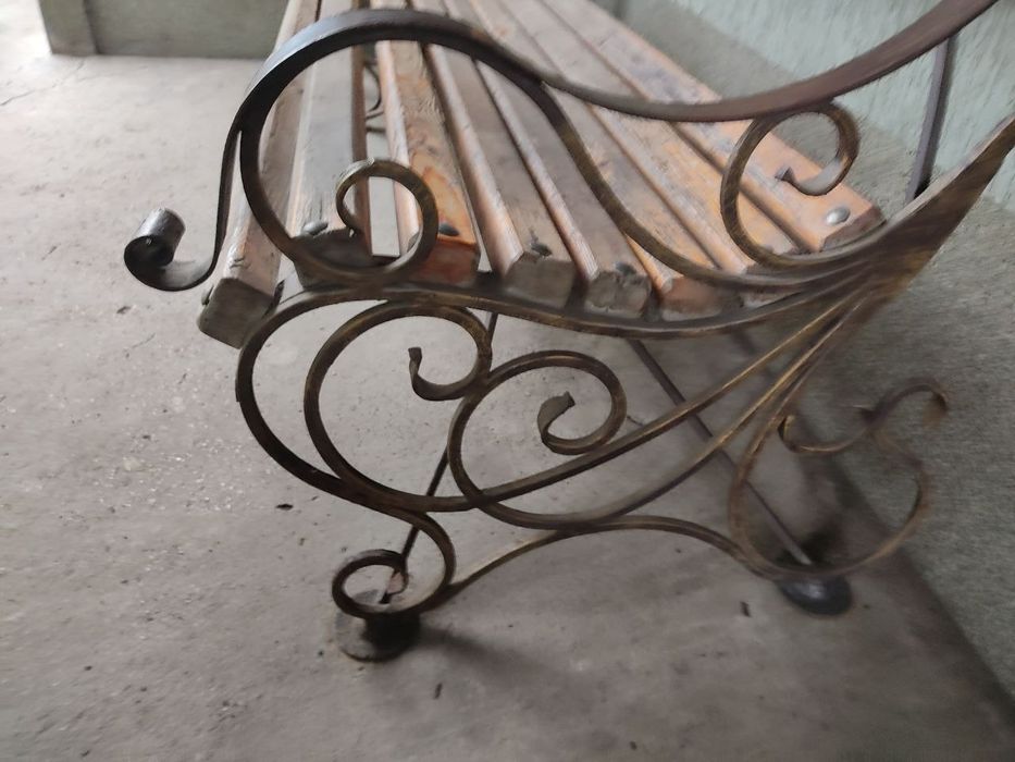Кованая лавочка продам