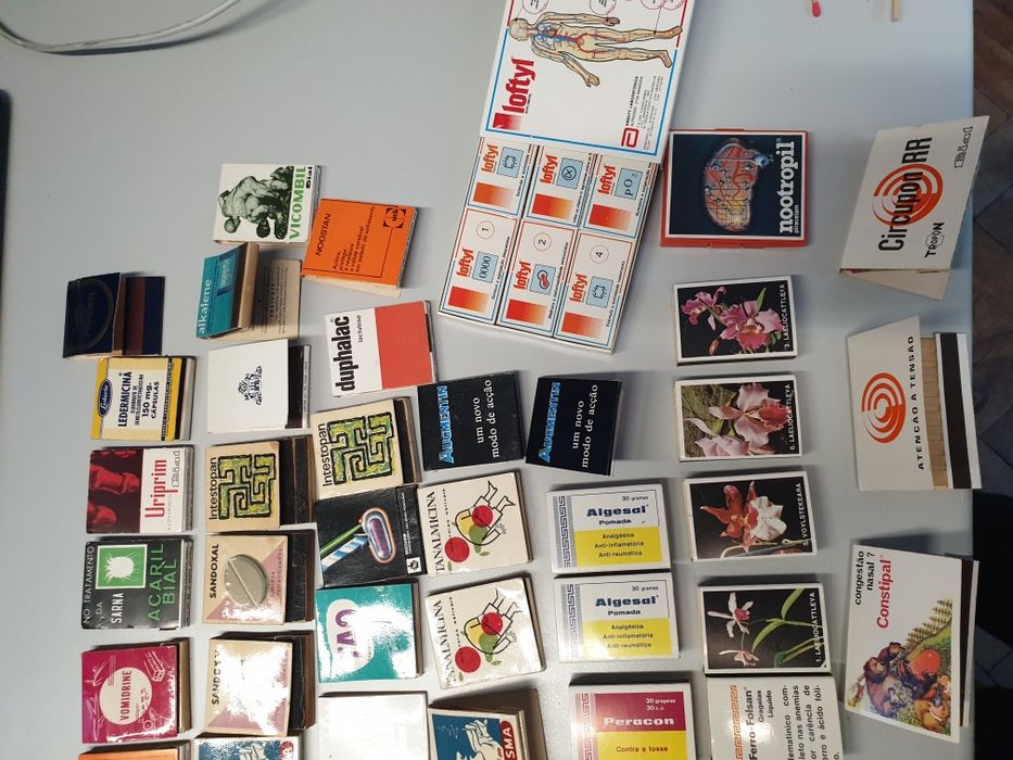 Caixas e carteiras de fósforos