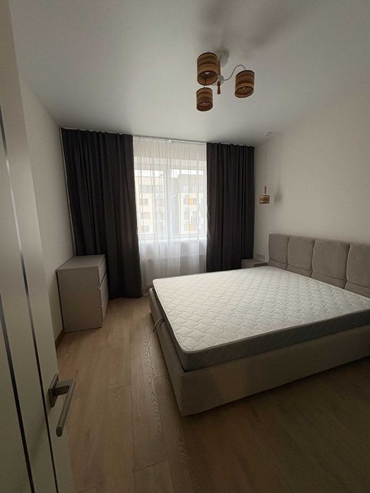 Шикарна квартира з новим ремонтом і технікою. Набережна. Кухня - 19 м.