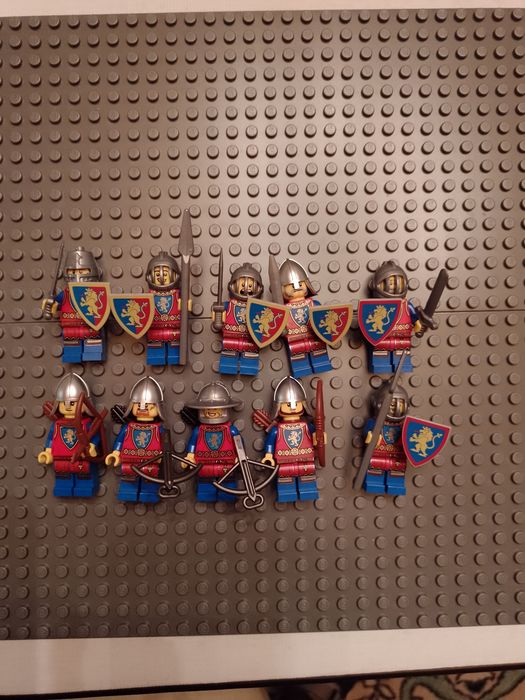 Lego castle 10305 rycerze 10 szt