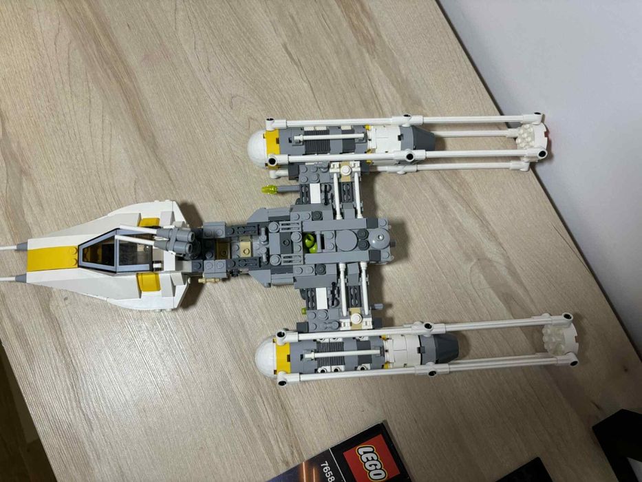 Lego star wars 7658 y-wing