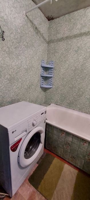 Здам квартиру на Харківській є все необхідне меблі та техніка