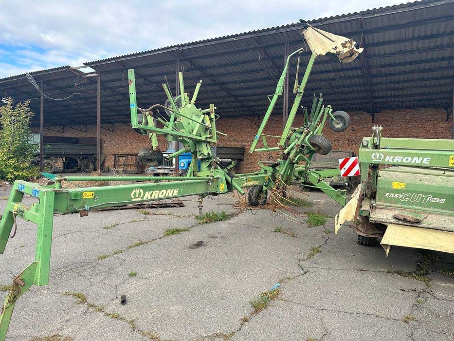 Граблі Krone Swadro причіпні