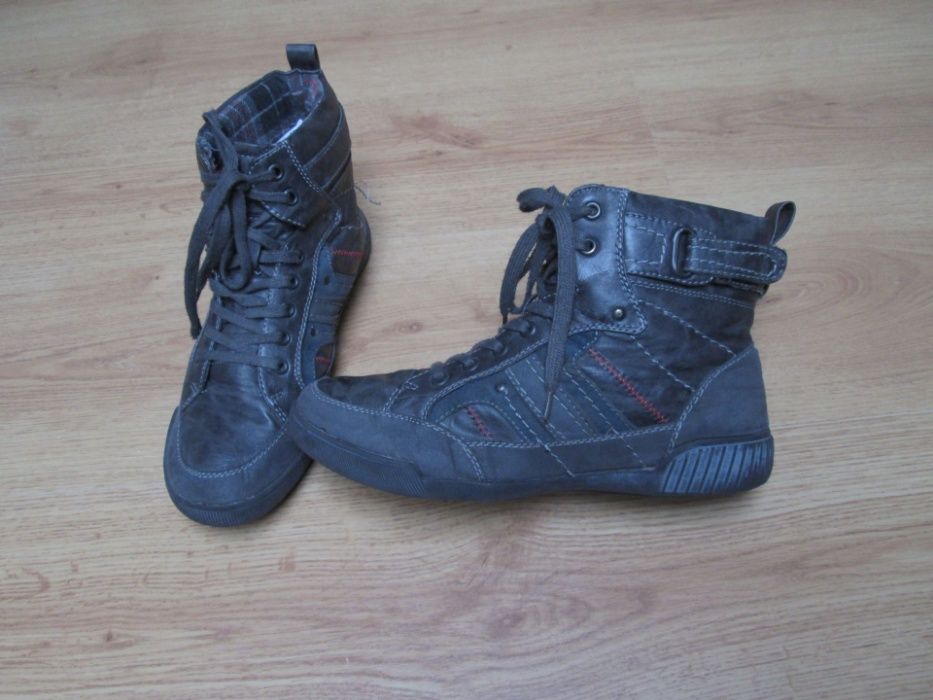 Buty trampki młodzieżowe 39