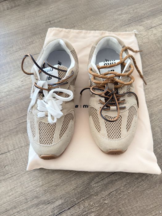 Tenis com defeito NB x miu miu NOVOS