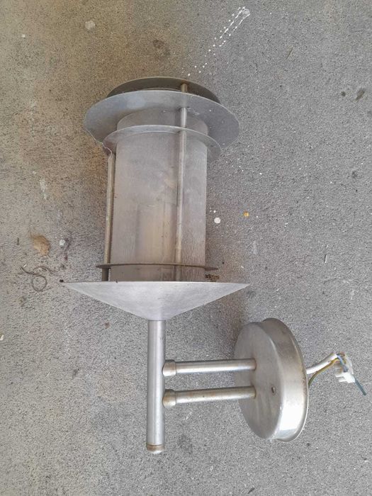 Candeeiro Cinzento de Rua