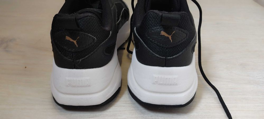 Кросовки жіночі Puma