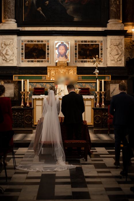 Suknia ślubna • długi rękaw • 34