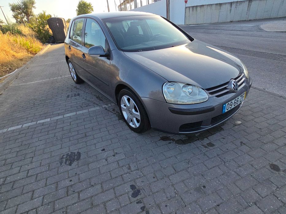 VW Golf V 2004 1.4 FSI