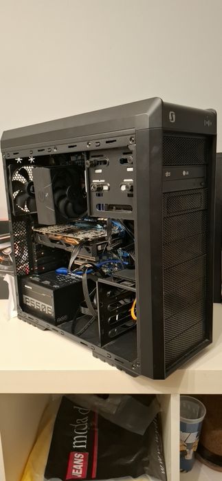 Komputer gamingowy rx 580/ i7 / 16gb ram