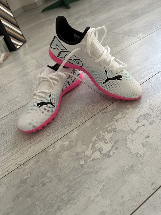 Продаю сороконожки Puma