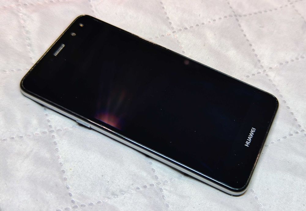 Huawei Y6 2017 MYA-L41 (Android Marshmallow)