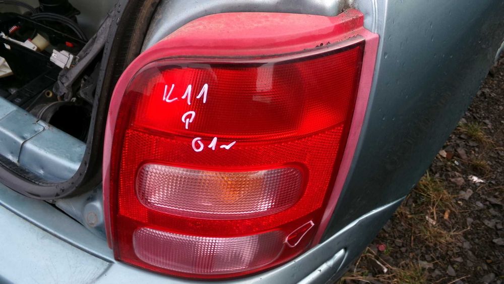 Sty6 Lampa prawa tylna nissan Micra k11 01r lift EU wysyłka
