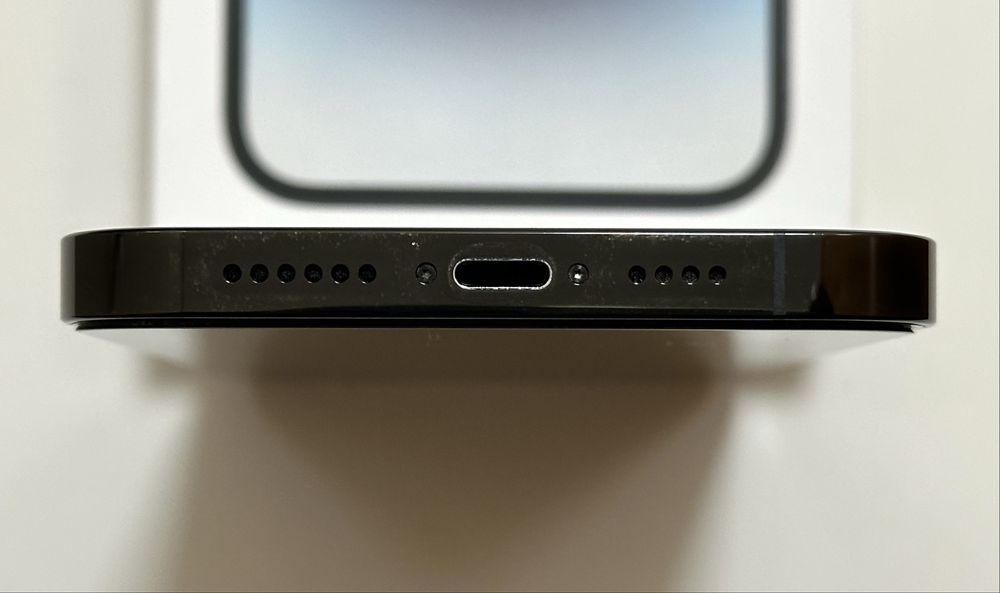 iPhone 14 Pro Max 128gb preto - Livre