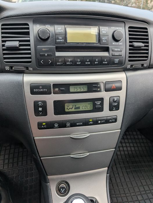 Toyota Corolla  1.6 E12