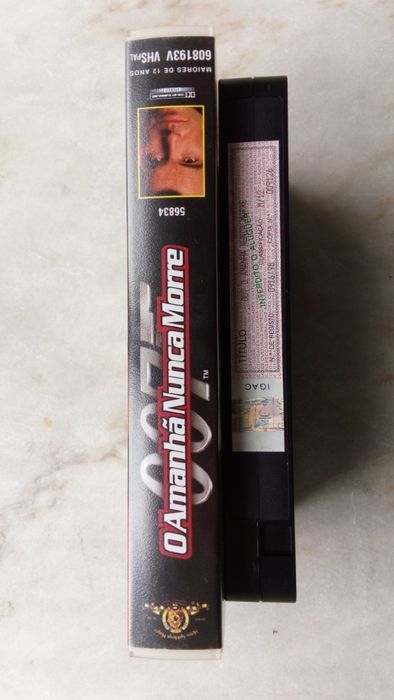 Filme em VHS - 007 O amanhã nunca morre