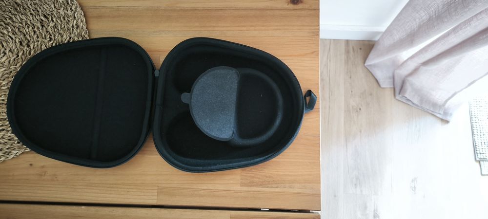 Vende bolsa de proteçao para phones wh-1000xm5