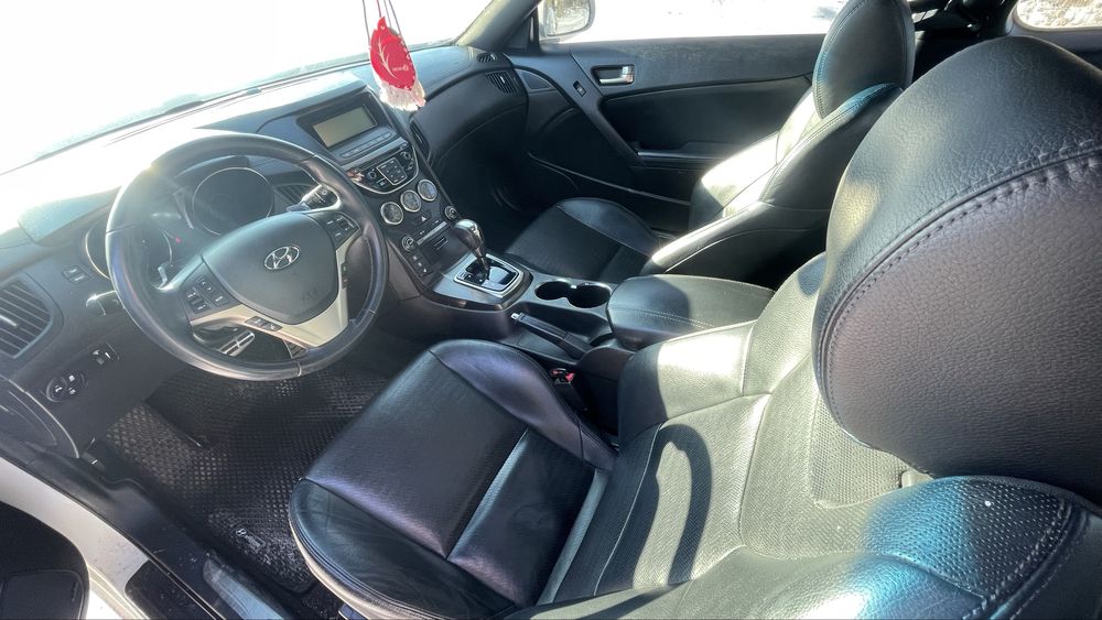 Hyundai Genesis Coupe 2013