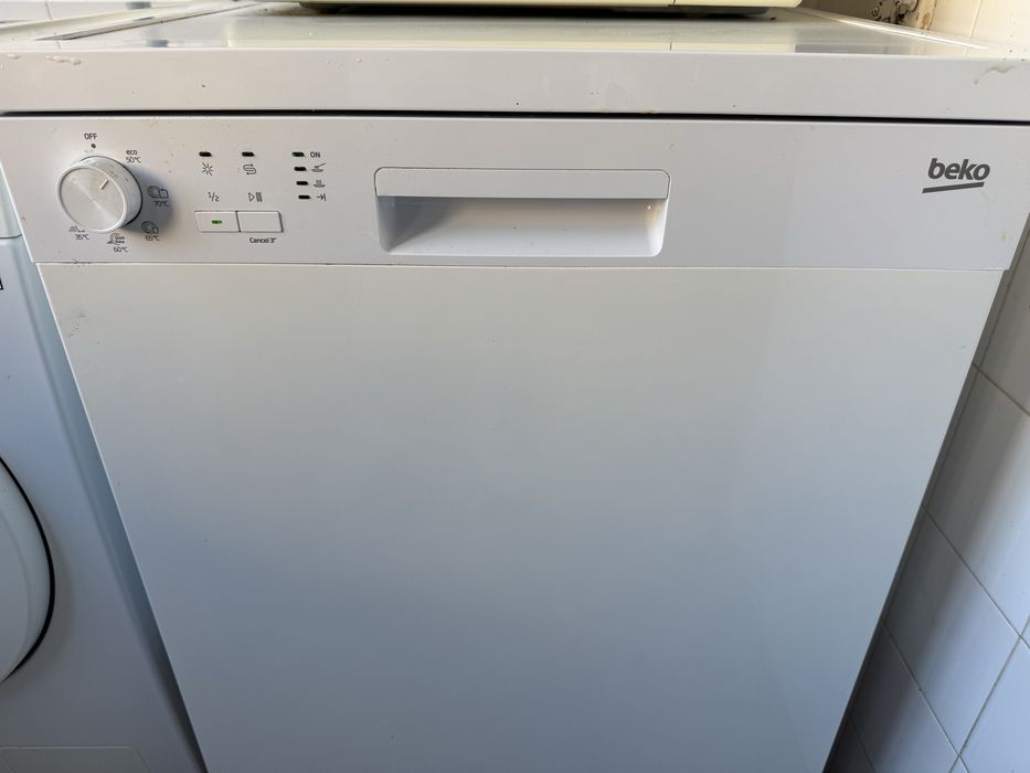 Máquina de lavar louça Beko