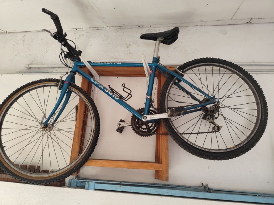 Móveis antigos para venda