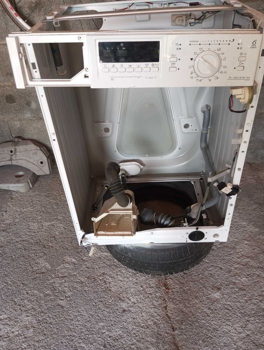 Máquina de lavar roupa Whirlpool AWOD 053 de encastrar