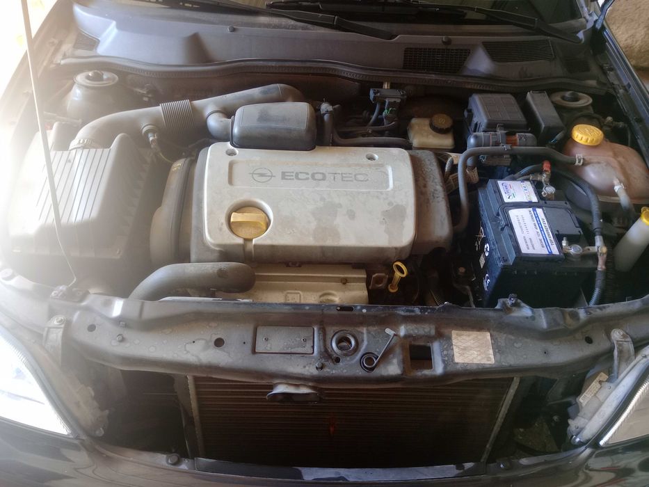 Opel astra 1.4 como novo