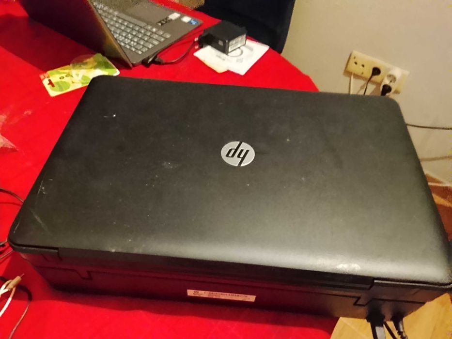 Multifunções hp Envy 5530.