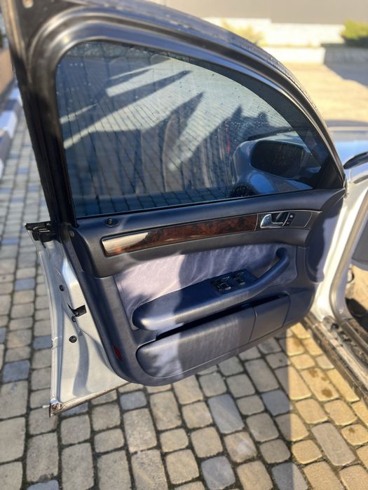 Продам AUDI A6C5 1999.p.