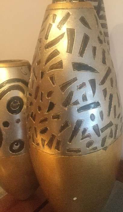 Peça decorativa da Lam Lee folha de ouro e prata