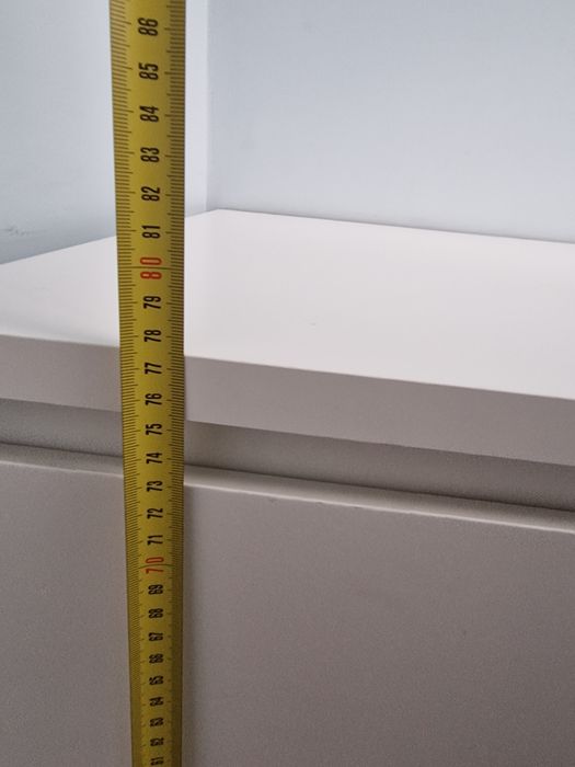 Комод. Тумбочка.